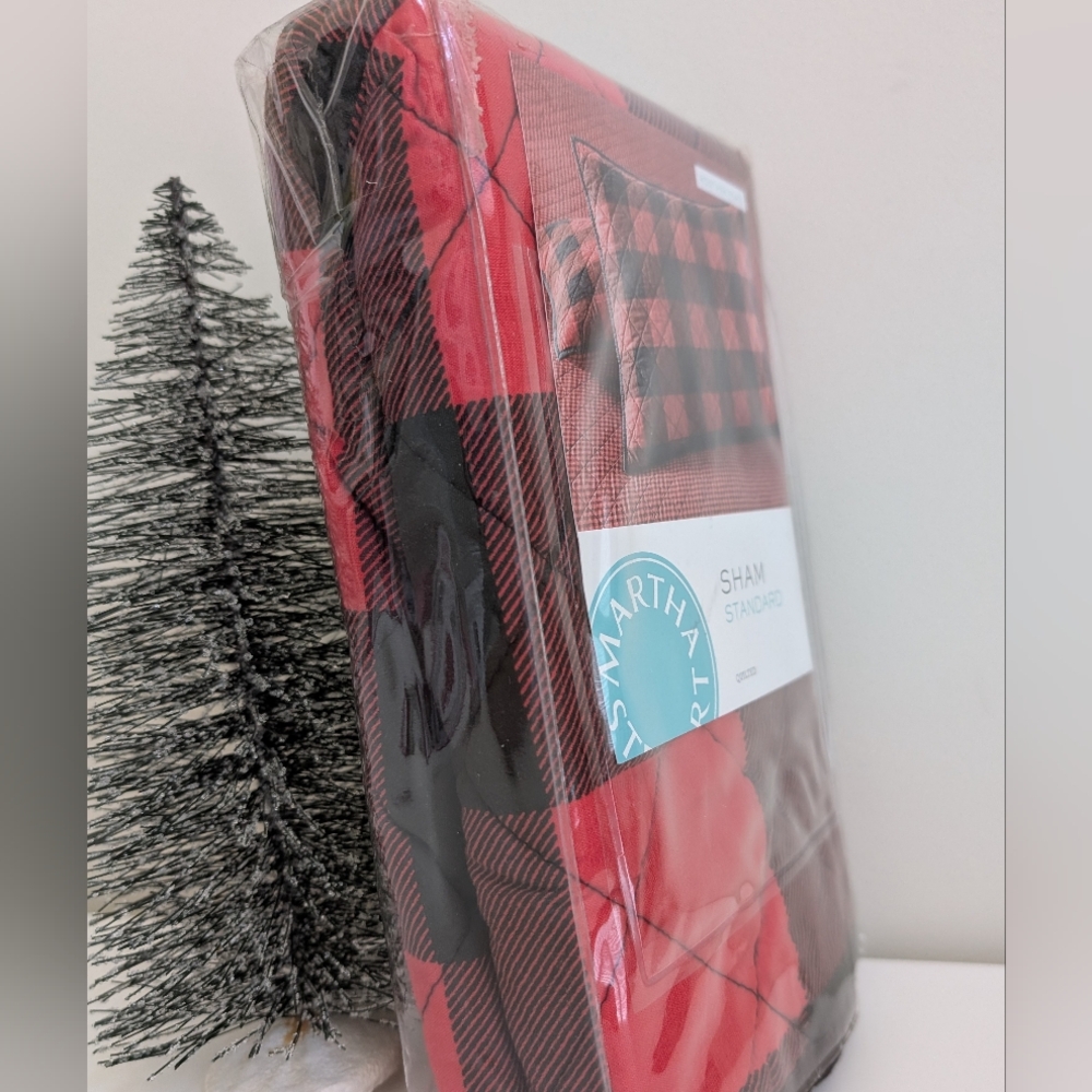 NIP Martha Stewart Montana Plaid Red Buffalo Check Quilted Standard Sham Cotton - Picture 10 of 10